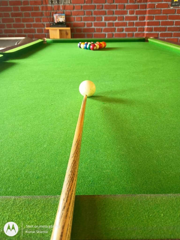 Pool Table Lounge