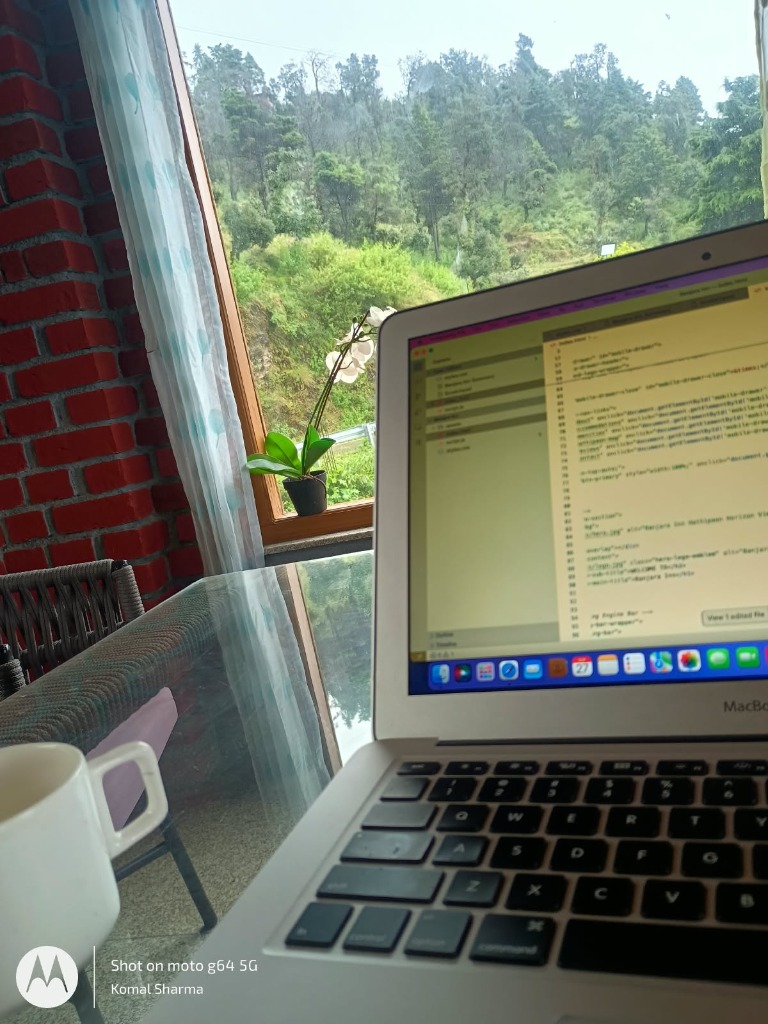 Mountain Workation Desk